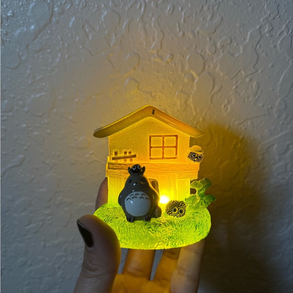 Totoro light up trinket